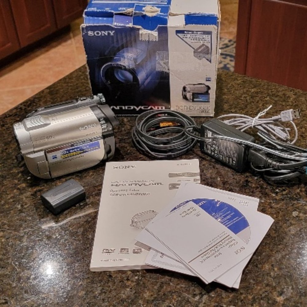 SONY Handycam DCR-DVD108E Recorder